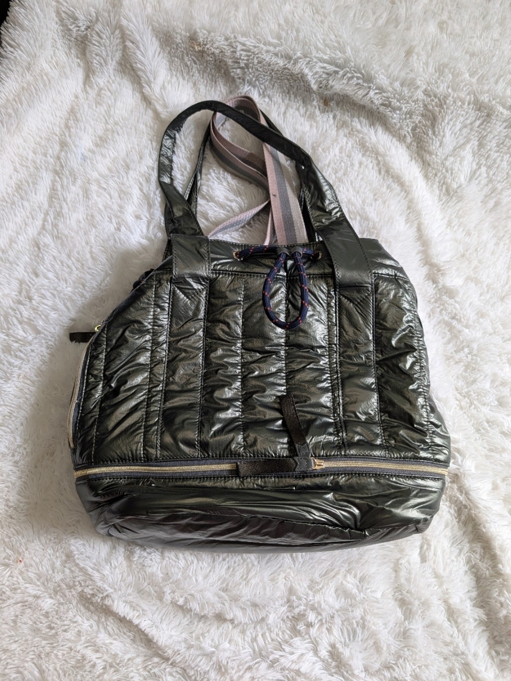 Stella And Dot Crush It Green Quilted Metallic Bag With Crossbody Strap